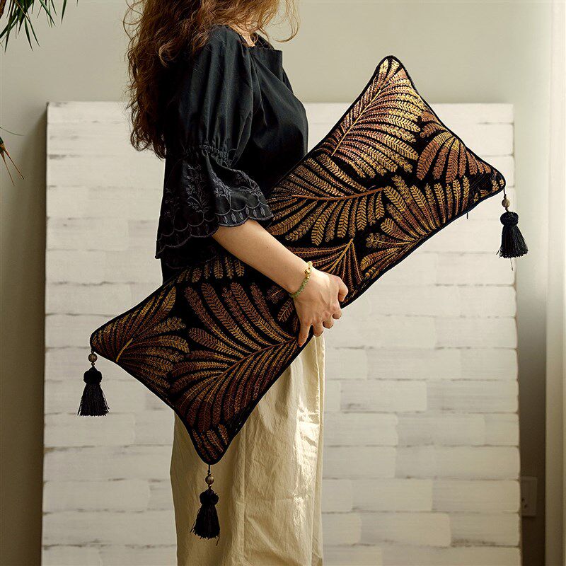 黑底奢金树叶绣花抱枕沙发靠垫客厅沙发抱枕套靠垫套可拆洗