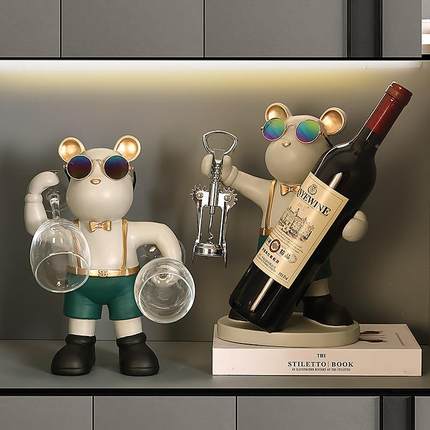 578-1个性熊酒柜件意红酒架家居装饰客轻厅电视柜现代摆奢高档工