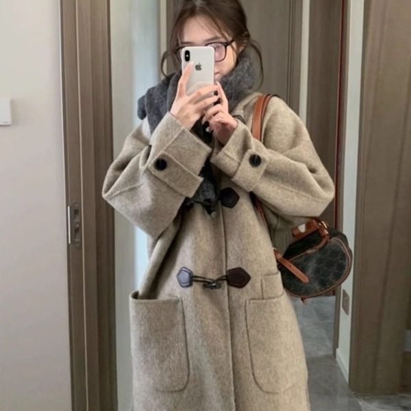 牛角扣呢子大衣女2025秋