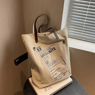 高级通勤水桶 大学生上课单肩帆布包大p包包女字母大容量2024新款