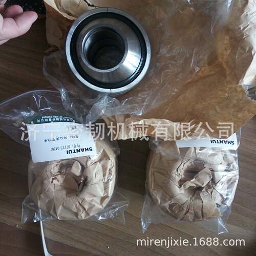 挖掘机全车配件PC200/PC300/回转马达回转牙箱轴承22319/NJ222