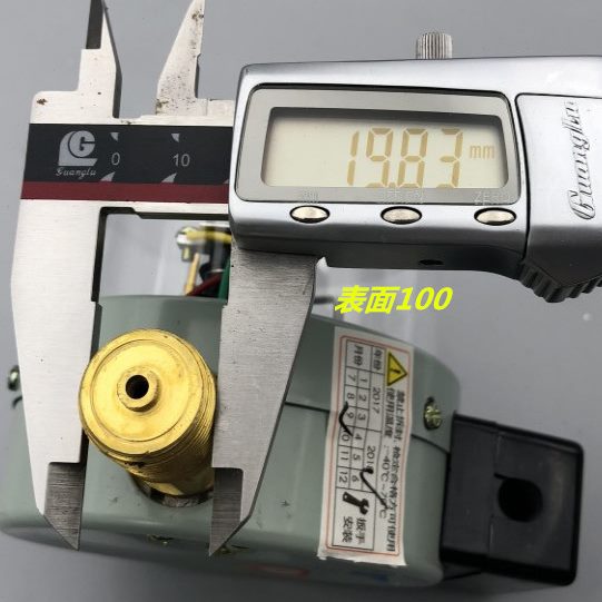 A0Y0YVX红旗  X10电接点压力表 4MPA- 1010