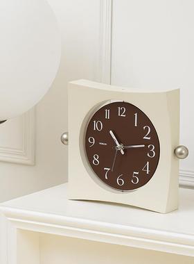 WOZOOM奶油风简约桌面摆件客厅卧室时钟摆台式座钟轻奢装饰品