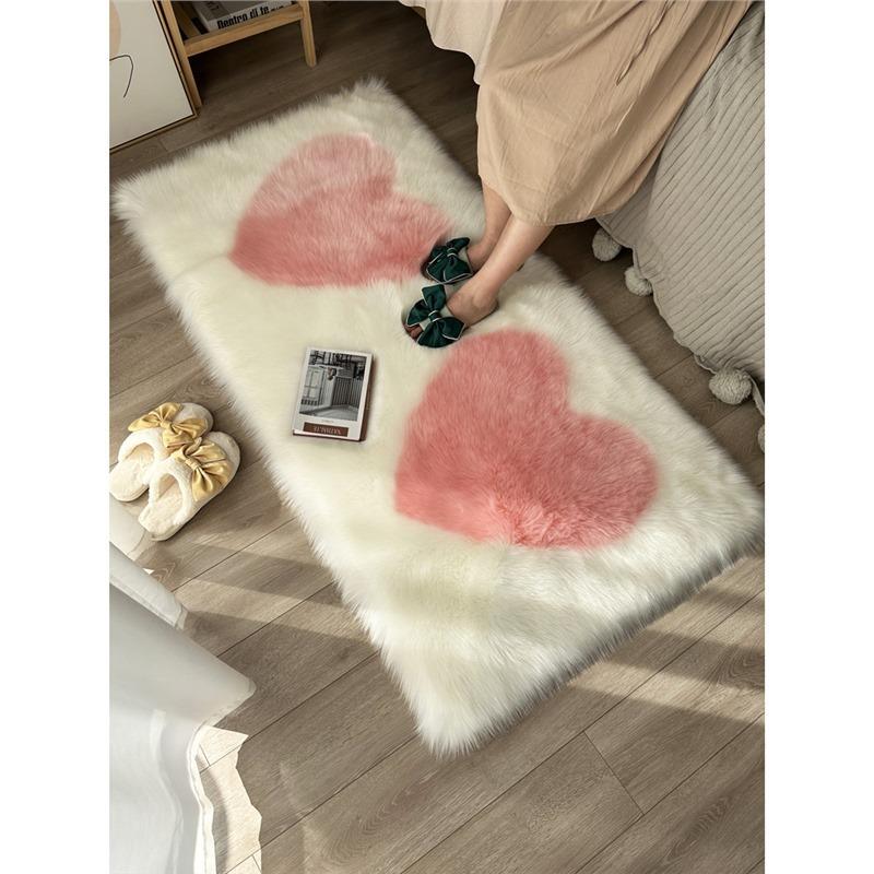 仿羊毛床边地毯色心形长毛地垫婚房粉女儿房爱80434001爱飘可窗毯