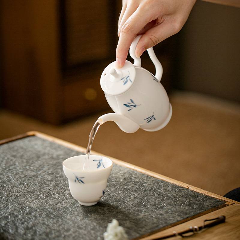 纯手绘蝴蝶兰花陶瓷茶壶套装家用小清新茶壶冲茶器带过滤泡茶壶