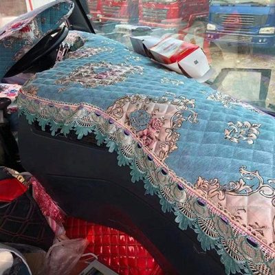 解放J6PJH6J6LJ7汕德卡装饰用品大全大货车内饰装潢仪表台避光垫