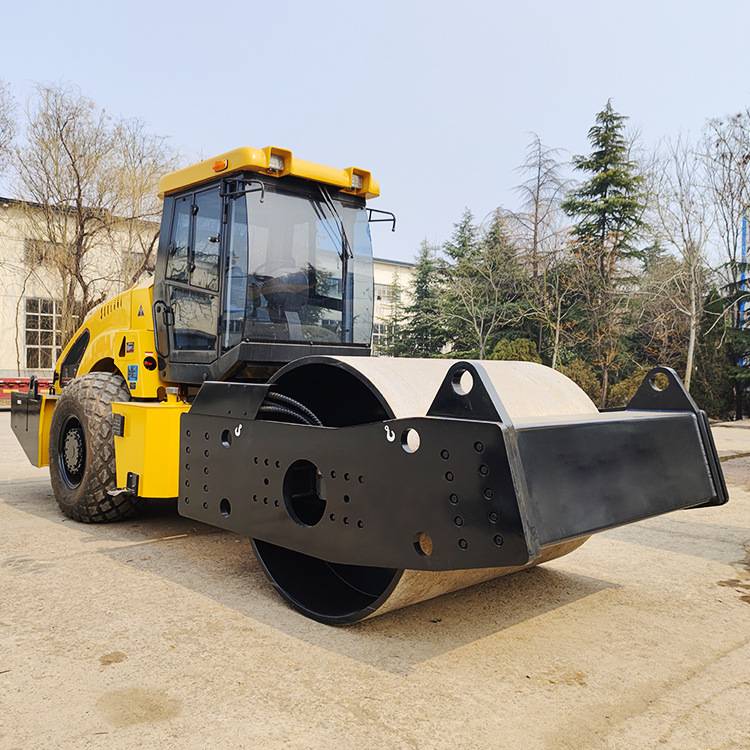 压路机出售20吨22吨26吨现货充足好车况干活有劲小型压路机厂家