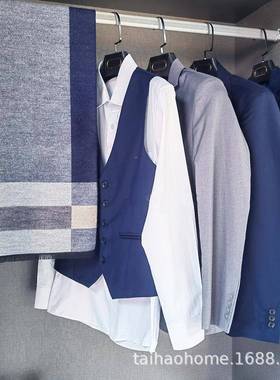 色现代道样板蓝房衣帽间具衣服样板主人22.7.13房衣柜收纳箱梳妆