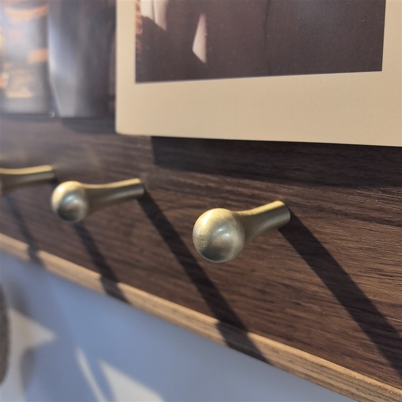 入户电表箱遮挡装饰挂衣架配电箱置物架电盒挂衣钩木纹diy磁吸板