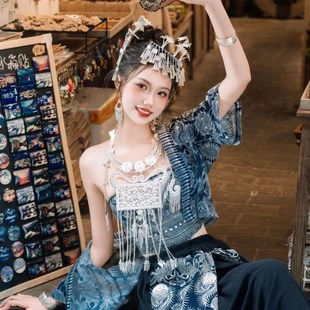 爆款 新款 重磅蜡染抹胸民族风苗疆少女旅拍摄影旅拍闺蜜装