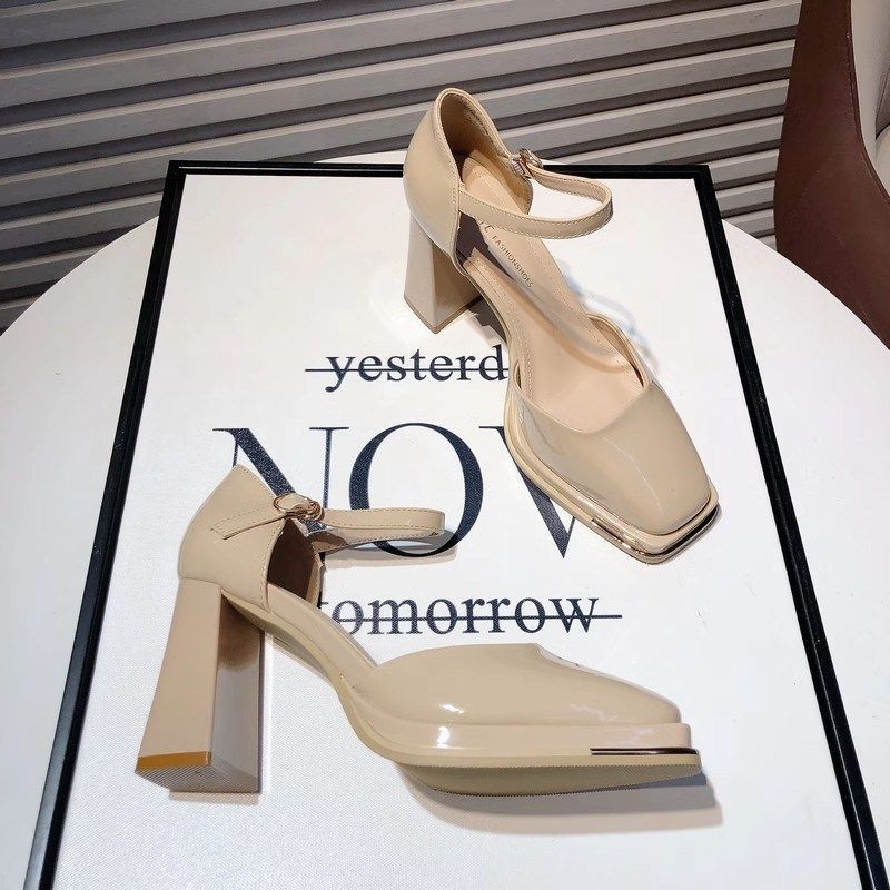 法式金属方头高跟鞋女2025春季新款粗跟中空一字扣带漆皮百搭单鞋,女鞋,浅口单鞋,淘宝优惠券,粉丝福利购,淘宝优惠卷