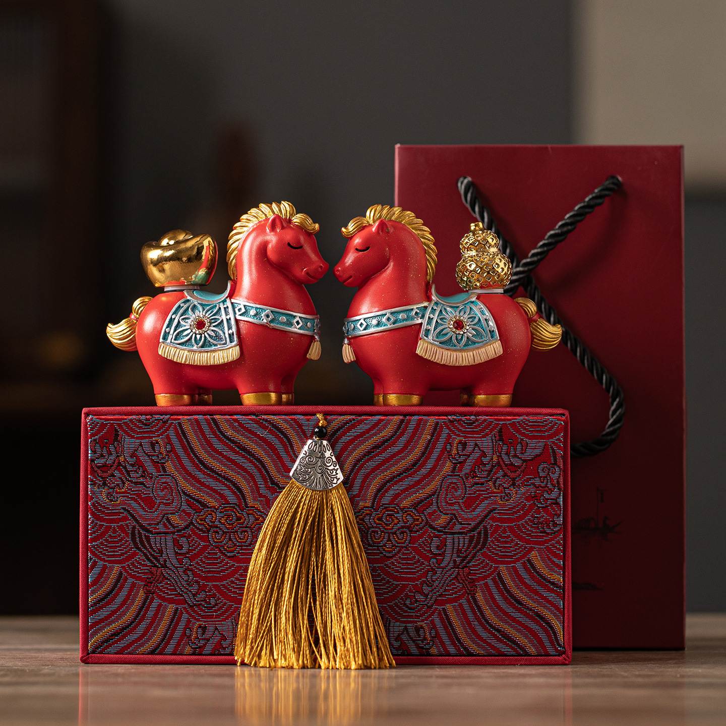 创意本命年礼品可爱小马茶宠摆件旋转设计葫芦生日礼品乔迁伴手礼