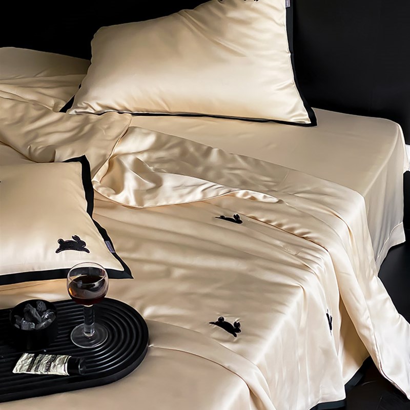 A类夏季卡通凉感k60支兰精天丝夏凉被四件套小兔刺绣可水洗空调被