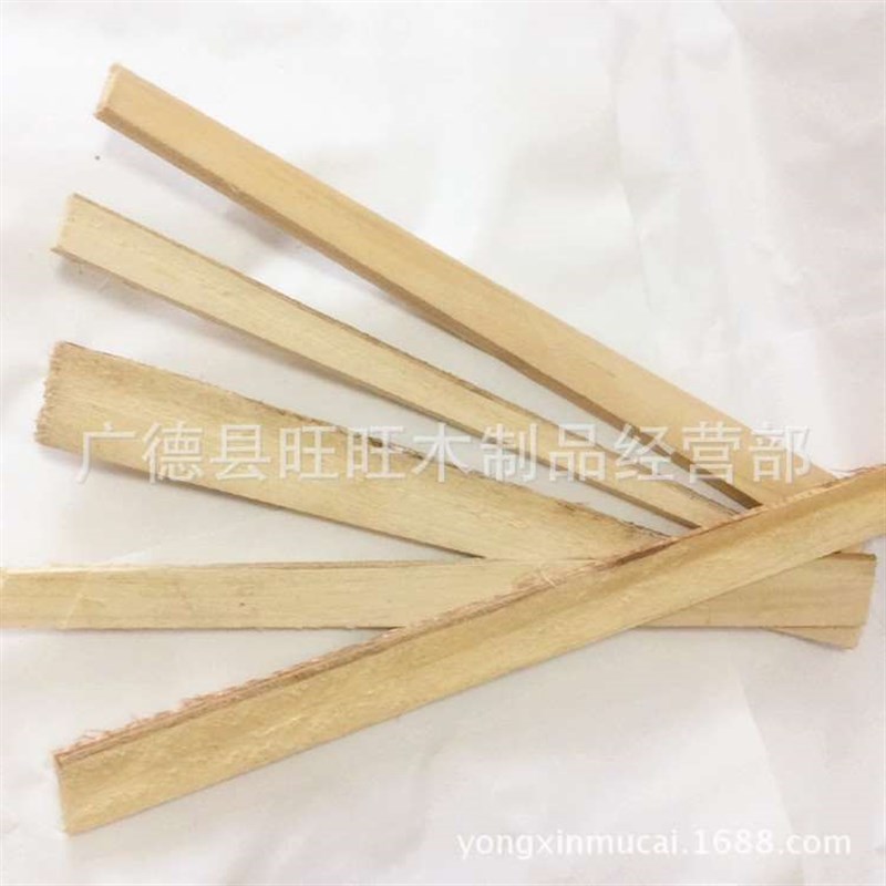 原木泡桐木条 带皮未打磨毛料干实木条 打包轻木条 木线条