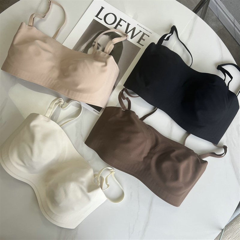 大胸显小超薄真空奶皮子无肩带内衣蹦迪不掉防滑隐形抹胸无痕文胸