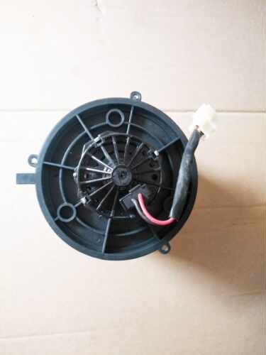 上汽跃进小福星S5m0         蒸发电机/暖风电机(12V)
