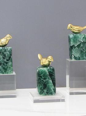 现代轻奢绿水晶石黄铜鸟摆件客厅玄关酒柜高级感乔迁软装饰品摆件