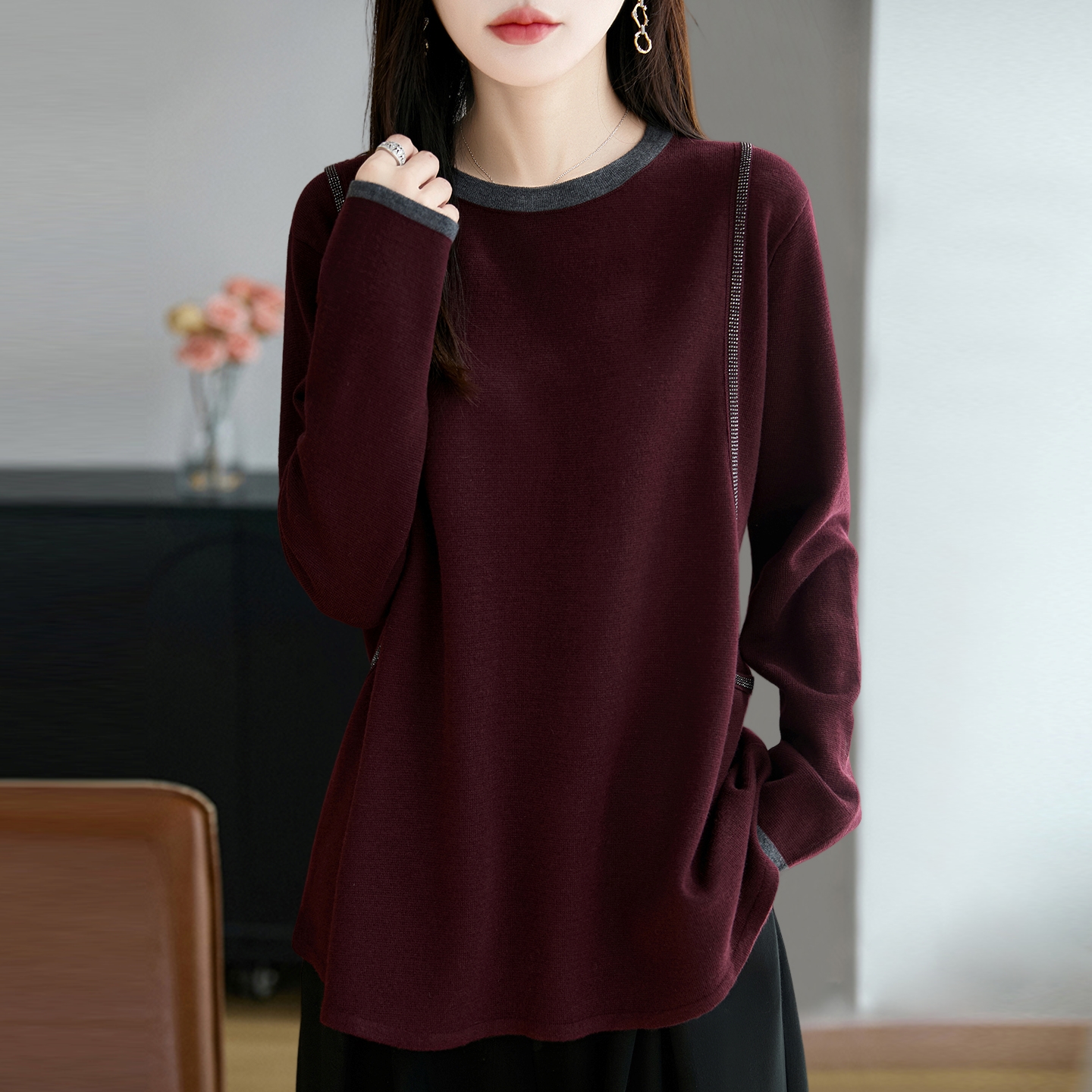 胖妈妈秋冬时尚拼色圆领毛衣女加肥大码宽松高级感显瘦打底针织衫