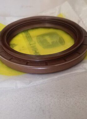 迪尔6B954 1204 1354 1404拖拉机SU47091/SU47090动力输出轴油封