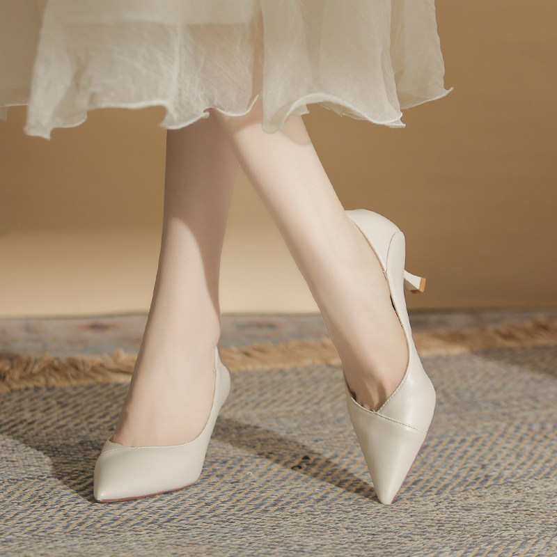 3CM软皮高跟鞋细跟小码32 33软底上班职业单鞋尖头低跟拼接女鞋子,女鞋,浅口单鞋,淘宝优惠券,粉丝福利购,淘宝优惠卷