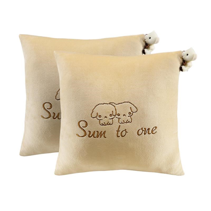 汽车抱枕被子两用车内抱枕靠垫车载头枕一对护颈枕可爱四件套空调