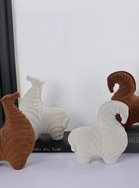 中式饰树脂植绒摆样板房售楼处书柜书架件桌面马装马饰品工艺SL38