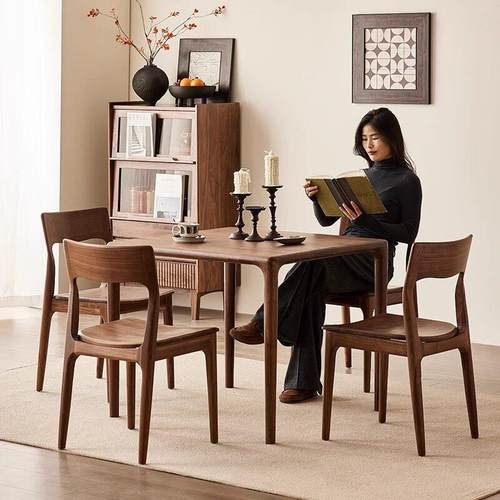 北美黑胡桃木实木餐桌北欧简约八仙桌家用吃饭正方形桌子饭厅方桌