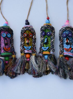 云南民族风手工木头桩吞口麻布东巴木头人挂件挂饰工艺装饰品