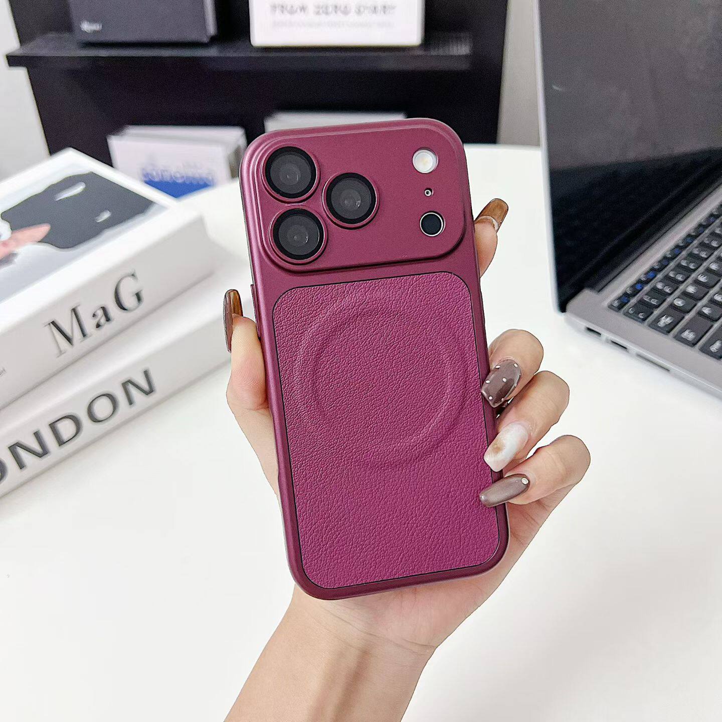 秒变18勃艮第红适用苹果手机壳新款iPhone18Promax荔枝纹磁吸17ProMax带镜头膜16pm全包防摔15plus简约保护套