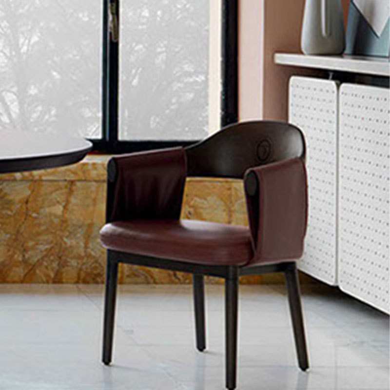 北欧实木带扶手餐椅家用白蜡木靠背皮质书桌椅意式简约餐厅椅子