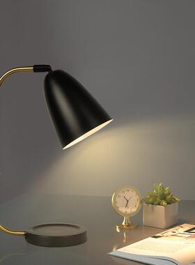 BL-T-503现代灯简约宿小夜灯家用儿童房led按钮卧室学生舍铁艺阅