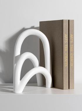 现代简约样板厅房树脂拱形设计柜师摆件客电桥视几何创MKB意软装