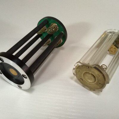 3*18650串联电池架12V/4*18650并联电池架电池盒4.2V黄铜电池架
