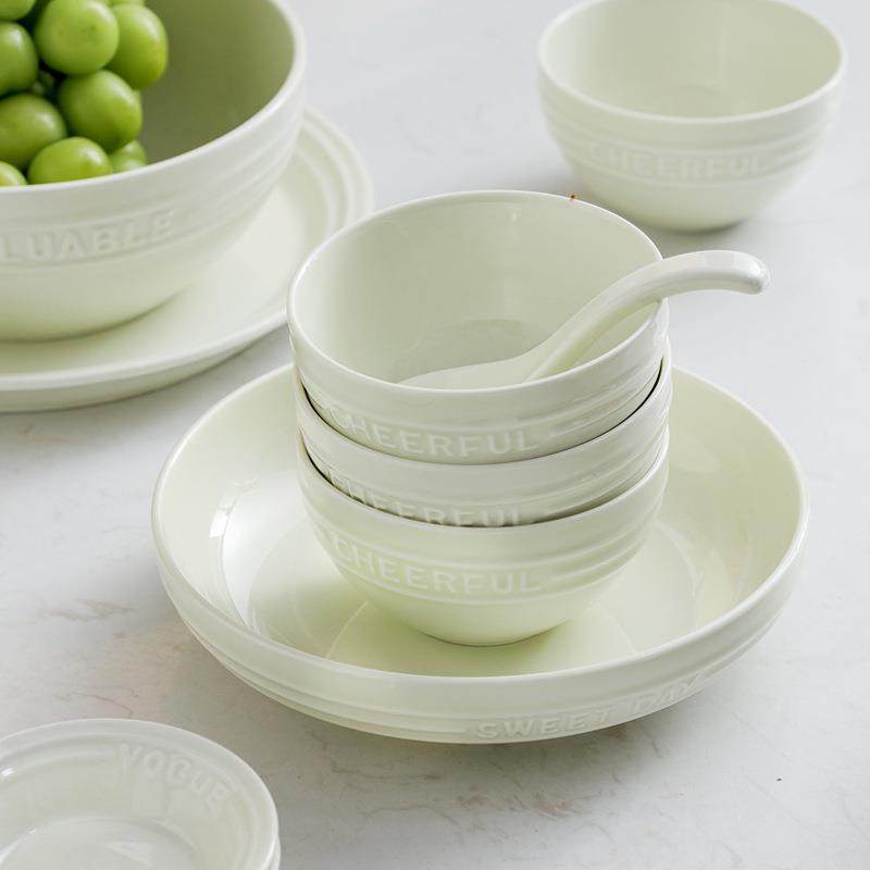 浮雕英文碗碟套家装用全套松白餐具套陶瓷碗装盘碟简约Z1204盘子,餐饮具,餐具瓷器套装,淘宝优惠券,粉丝福利购,淘宝优惠卷