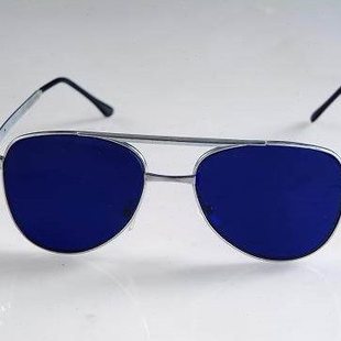 以勒2003金属架焊接眼镜电焊炉前焊工炼钢蓝色玻璃镜片防护时尚镜