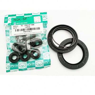 丁晴骨架油封 TC 300 320 340 350*380*20 18 15 15   345*385*20