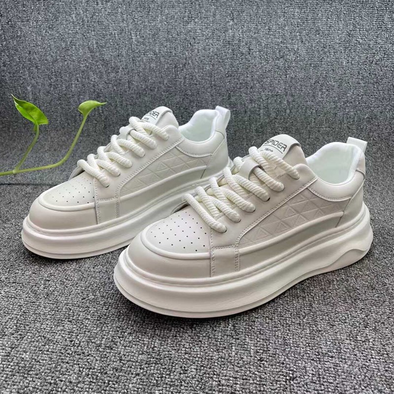 2024新款透气隐形内增高男鞋低帮运动休闲板鞋男士黑白鞋小白鞋