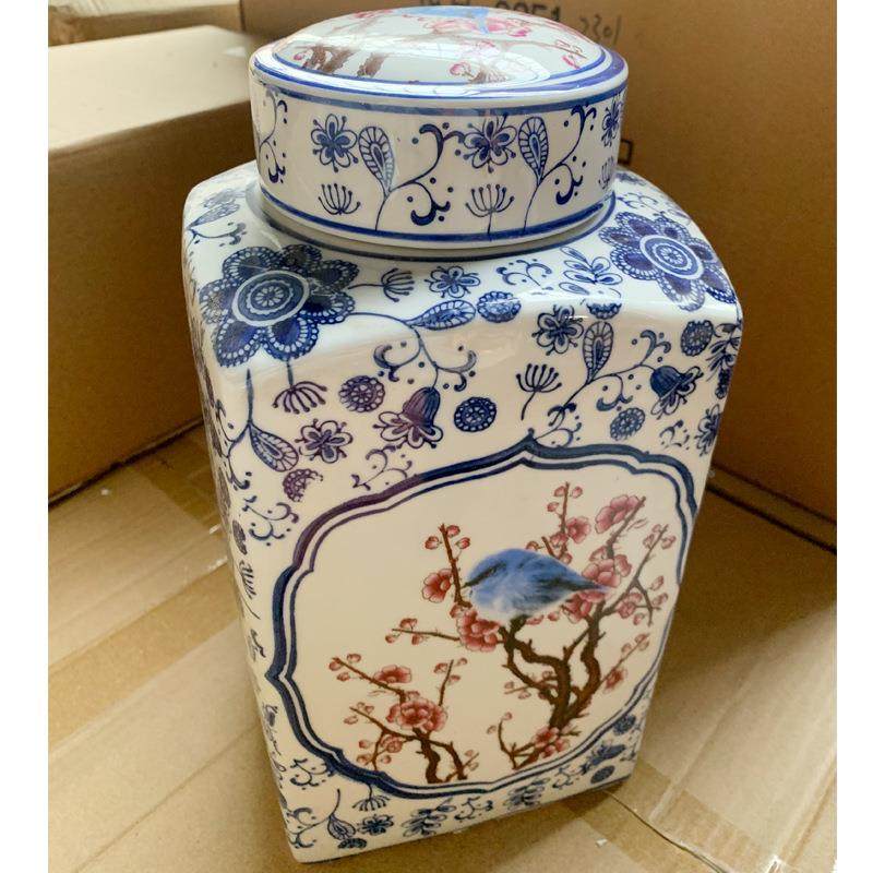 青花瓷红梅花瓶摆件家居客插花视柜装厅饰OSE摆设电储花物罐,橡塑材料及制品,工业陶瓷,淘宝优惠券,粉丝福利购,淘宝优惠卷