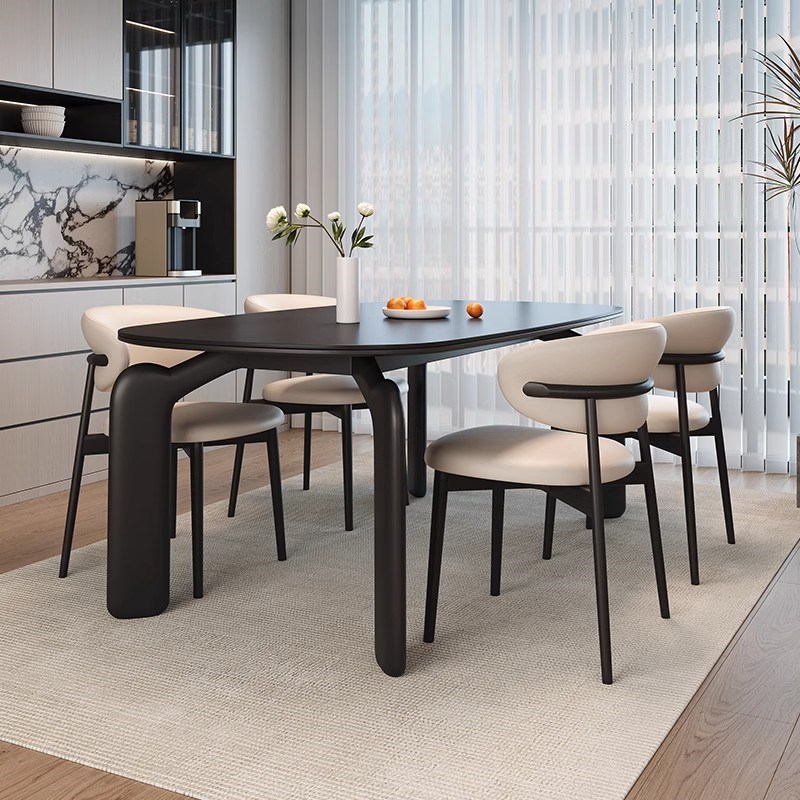意式岩板餐桌椅组j合长方形2025新款现代轻奢小户型家用简约复古