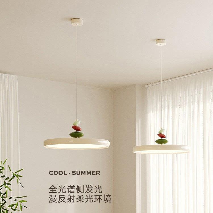 新款护眼飞餐碟奶厅灯现简约飞盘吊灯846餐桌家用高代级感油风M豆