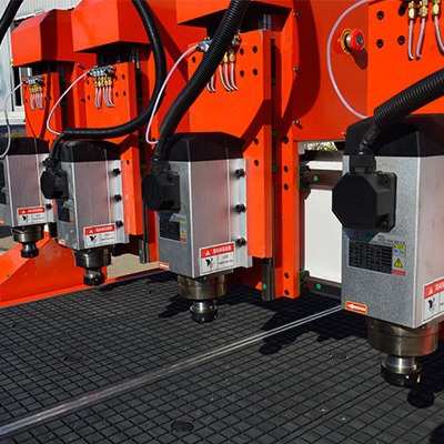 鸿济数控开料机四工序多工序开料机板式家具全自动木工雕刻机