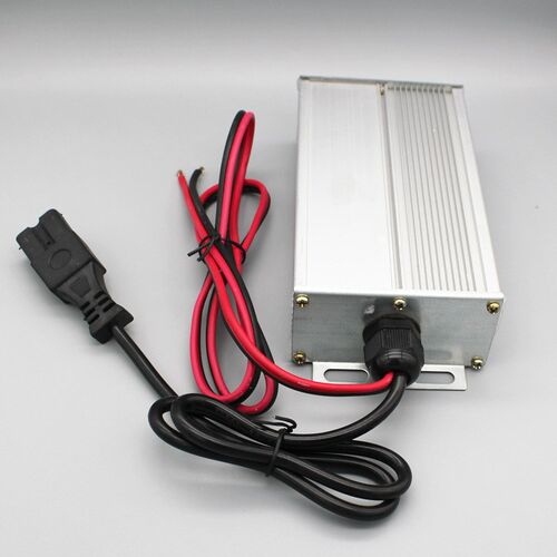 电动三轮车地摊灯电压转换器48V60V72V转12V灯箱转换器直流降压