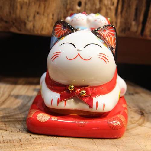 大号烟灰缸件形86857防意风高档陶瓷招财猫摆创招财方烟灰缸带盖