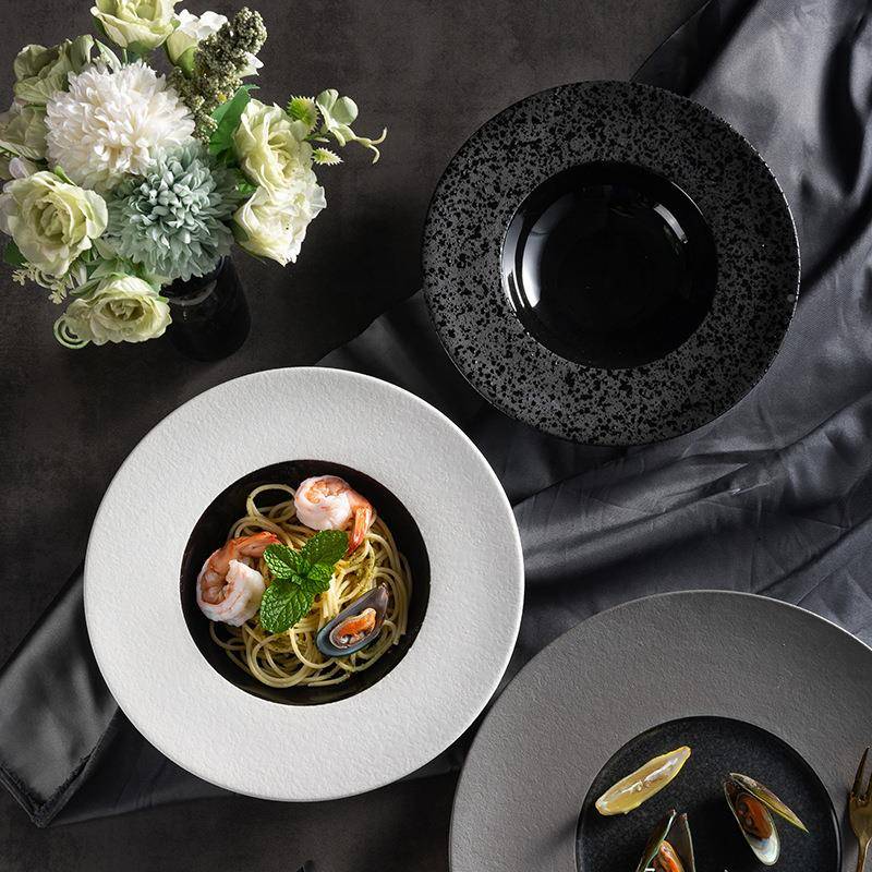 白撞色陶瓷意面盘意北欧创ins餐厅PSR餐具沙拉浓汤盘西黑碗草帽盘