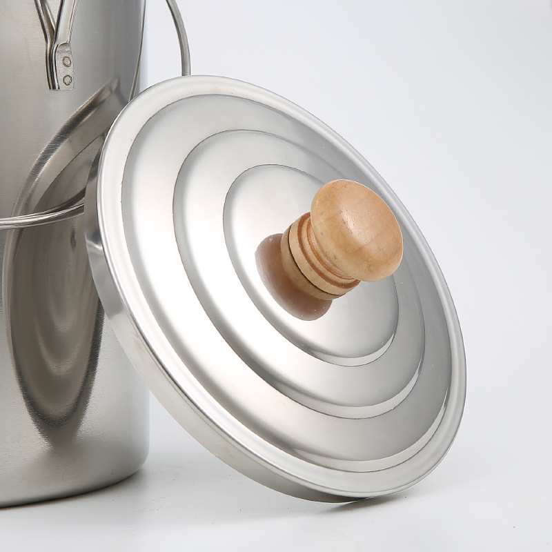 户外野营不锈钢吊壶大容量茶壶咖啡壶木柄便携水壶露营野炊烧水壶