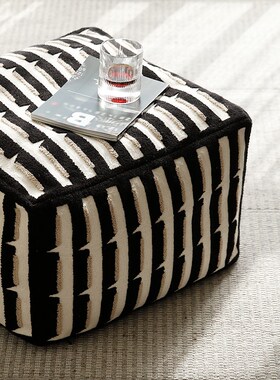 MILA米拉中古风米黑色立体浮雕绣坐墩慵懒客厅卧室懒人沙发蒲团