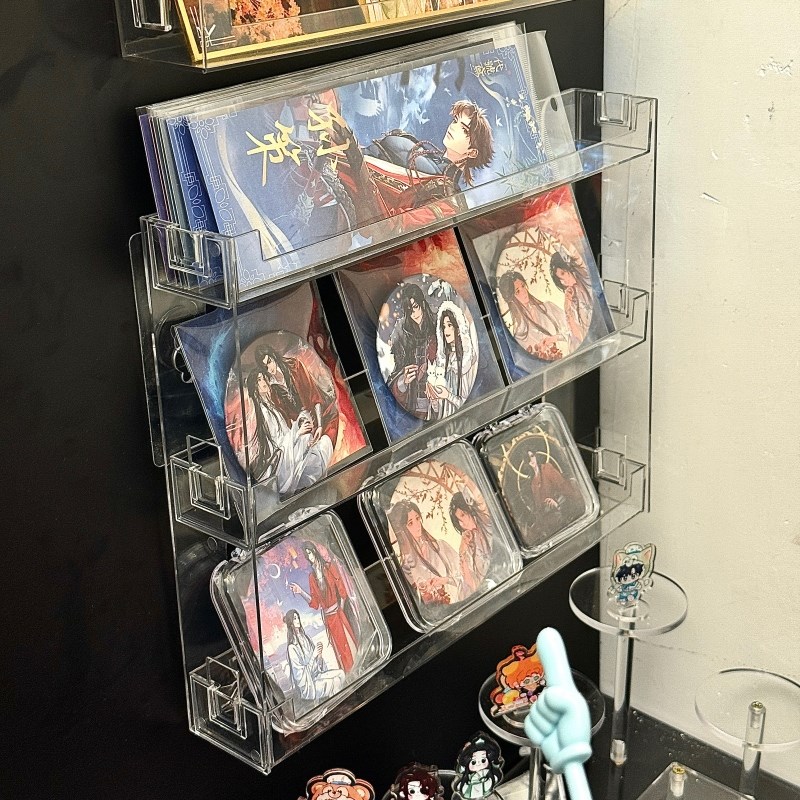 吧唧展示架徽章分格盒透明亚克力色纸谷子卡片壁挂痛墙上置物架