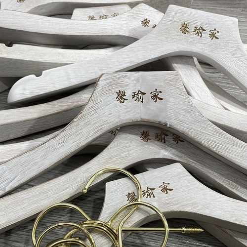 韩版拉丝做旧f白色实木衣架水洗白服装店衣挂衣架裤架定制LOGO刻