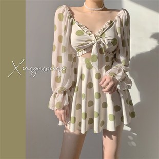 少女裙F式 INS大波点长袖 连体遮肚显瘦保守泡温泉泳衣 夏语微琪