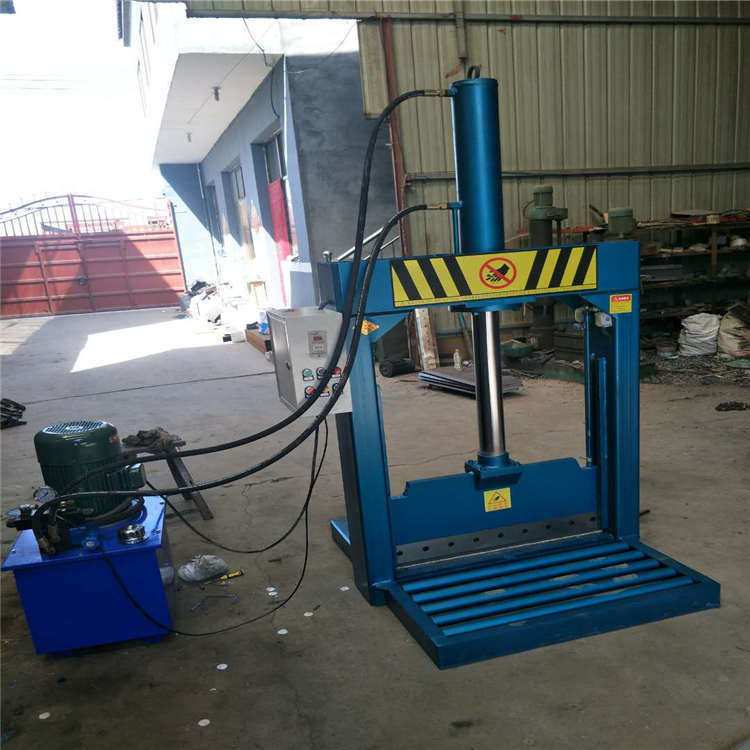 大卷塑料液压剪切机  PP塑料卷膜油压裁剪机